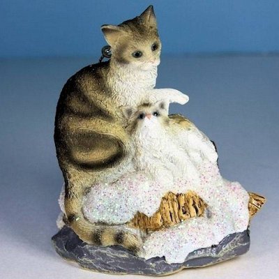 Grey Tabby Mother & Baby Cat Ornament