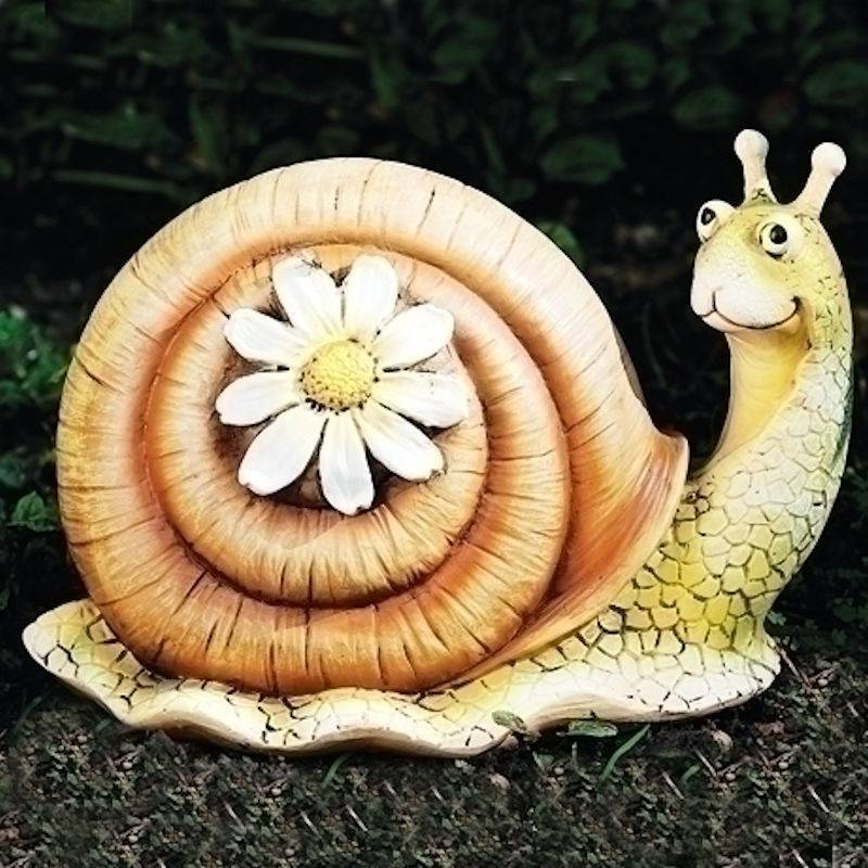 Daisy Snail Garden Figurine